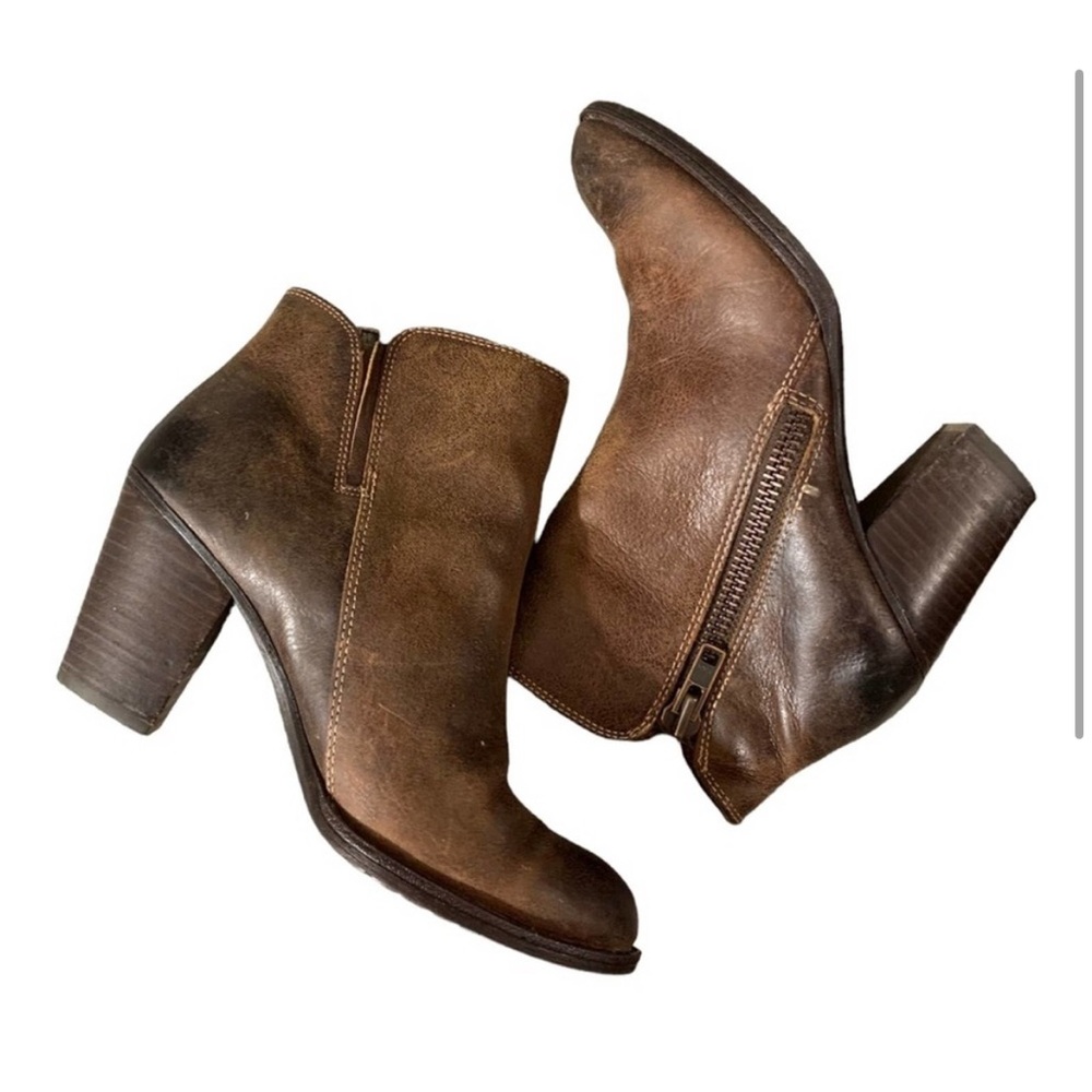 Sofft distressed heeled bootie brown leather size 7